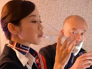 Bị hai cô em gái mời gọi làm tình loạn luân