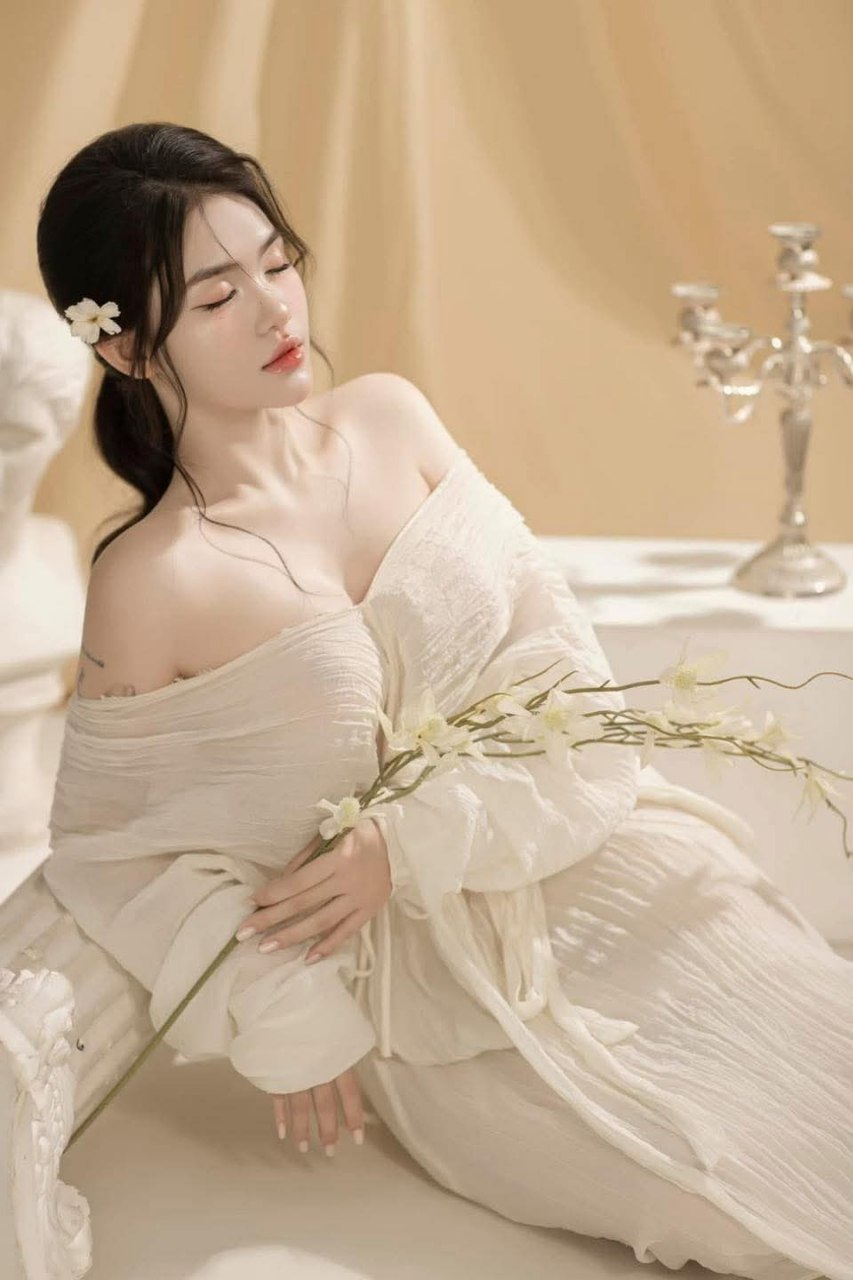 Khi bạn diễn không cương được, đạo diễn đích thân vào đóng